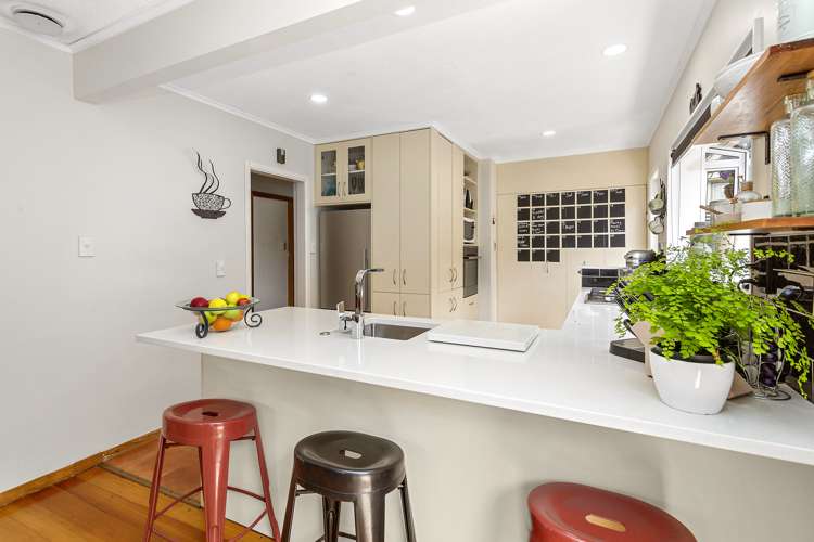 76 Redwood Avenue Tawa_7