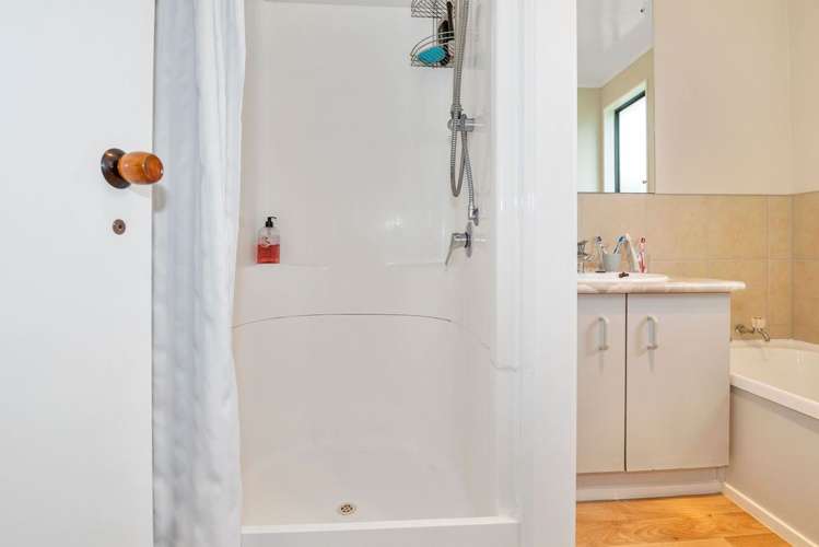 139 Solar Road Glen Eden_9