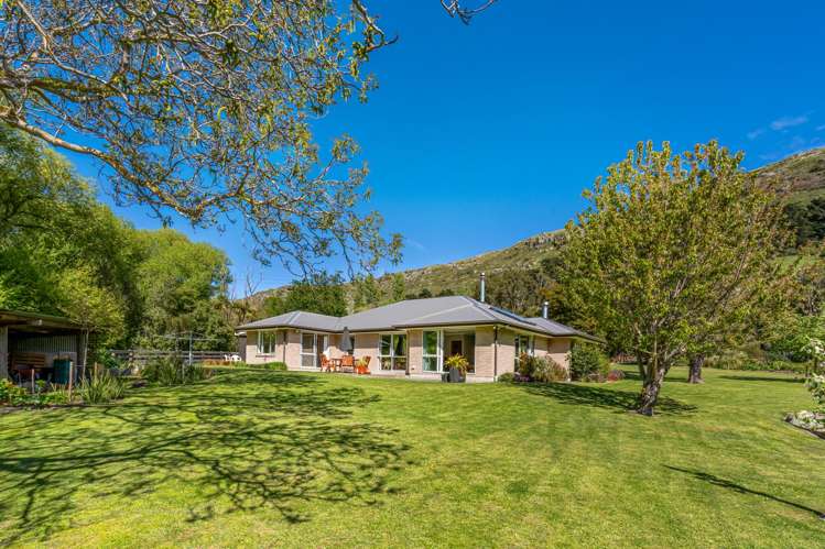 69 Avoca Valley Road Heathcote Valley_23