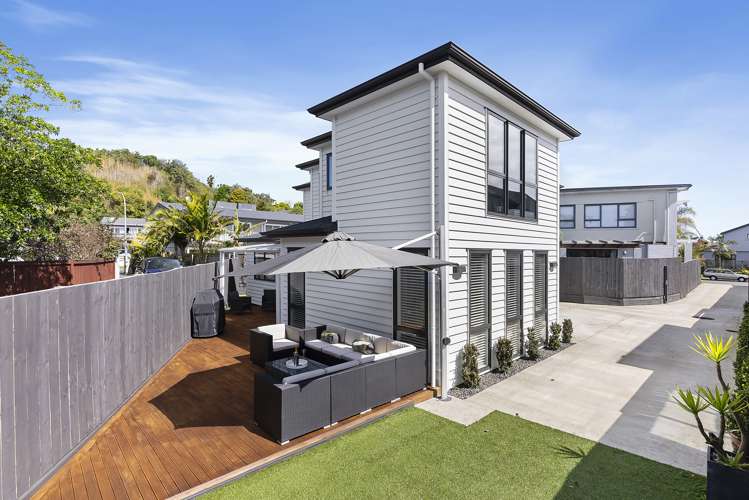 6a Hostel Access Road Eastern Beach_34