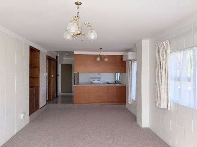 Two-Bedroom Granny Flat - Quiet & Convenient