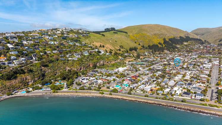 63 Dryden Street Sumner_25