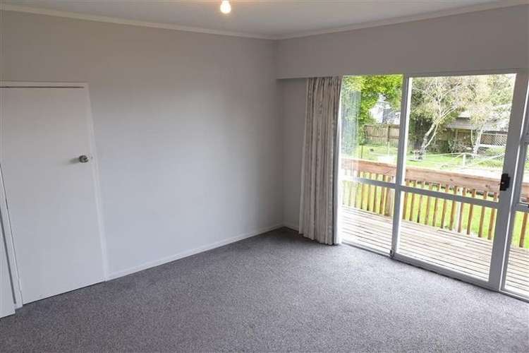 92 Te Atatu Road Te Atatu South_9