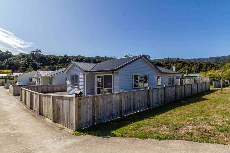 1/77 Main Road Wainuiomata_11