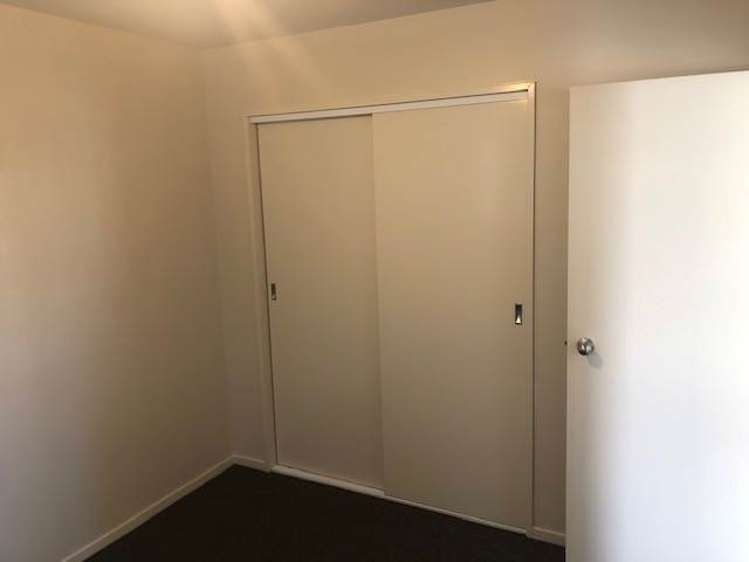 10/242 Great North Road Henderson_7