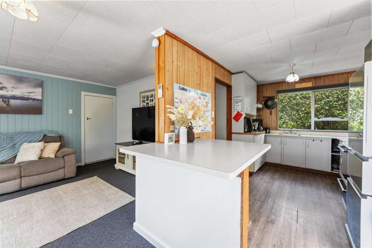 44 Leckhampton Court Clyde Hill_18