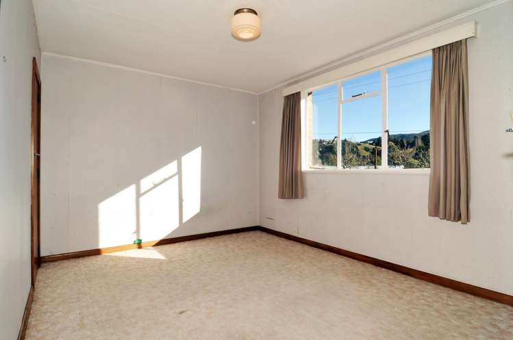 18 Arnold Street North East Valley_7