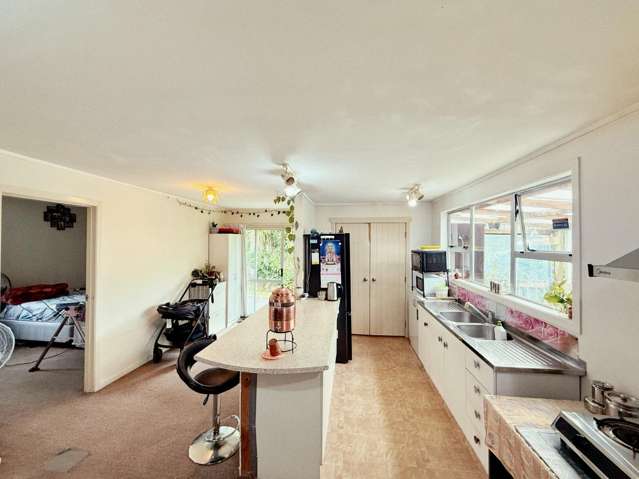 63A Tiverton Road 10016_1