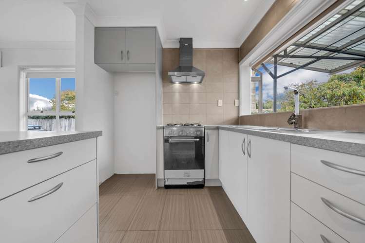 54 Edgewater Drive_5