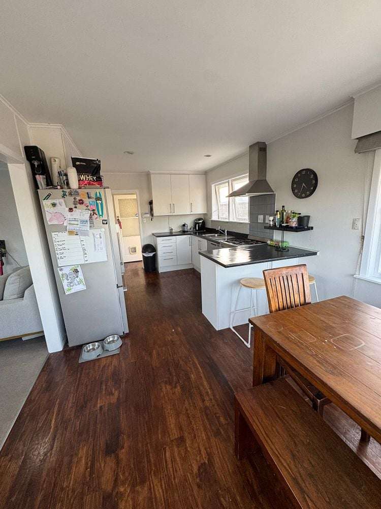 403 Dey Street Hamilton East_3