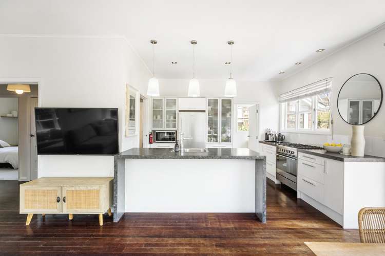 32 Bonnie Brae Road Meadowbank_13