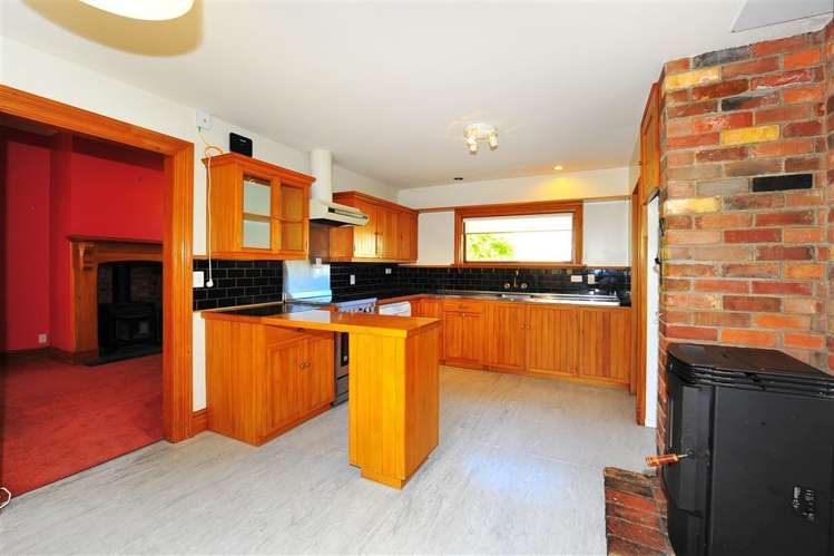 102 Wildberry Street Woolston_5