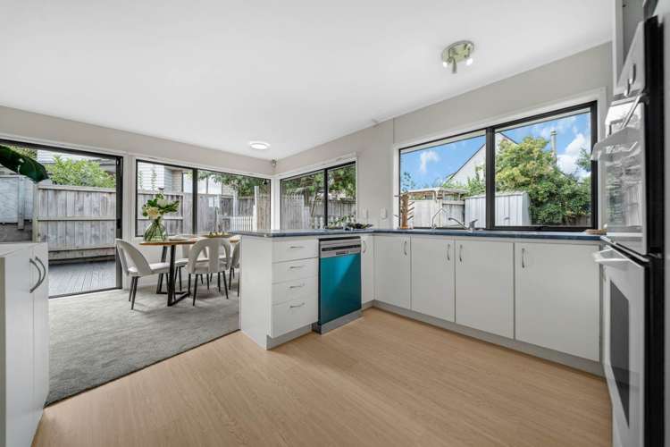 10 Regia Close Half Moon Bay_10