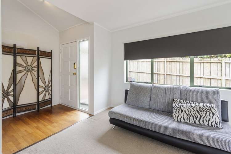 21 Silkwood Grove Totara Heights_7