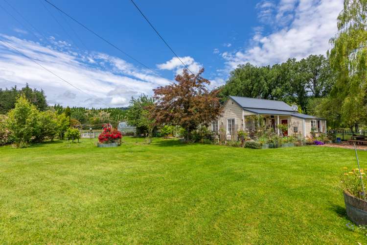 3477 Porangahau Road Porangahau_21