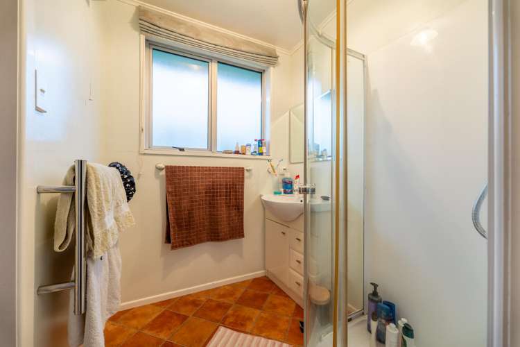 2/207a Otipua Road West End_8