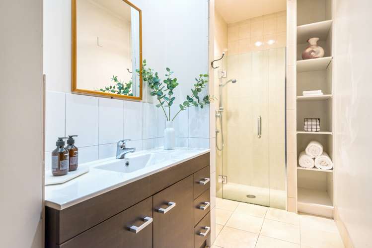 56 Sarsfield Street Herne Bay_14