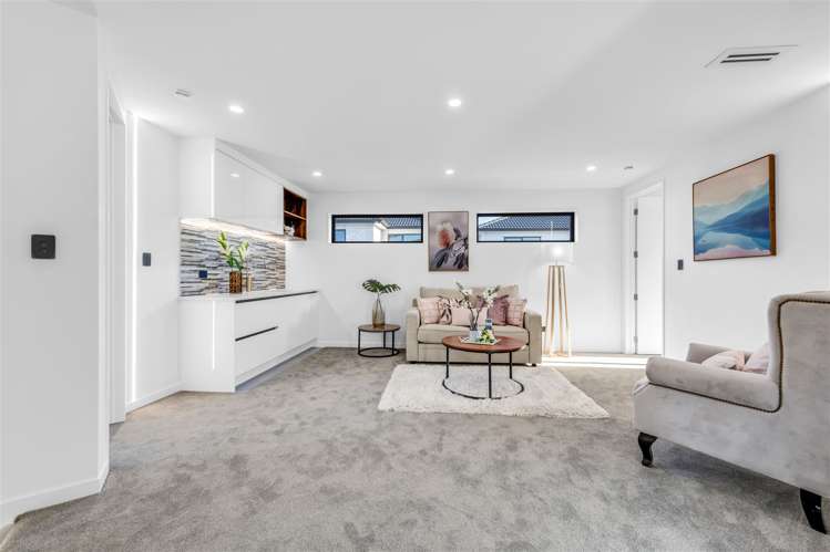 17 Tullymore Drive Flat Bush_13