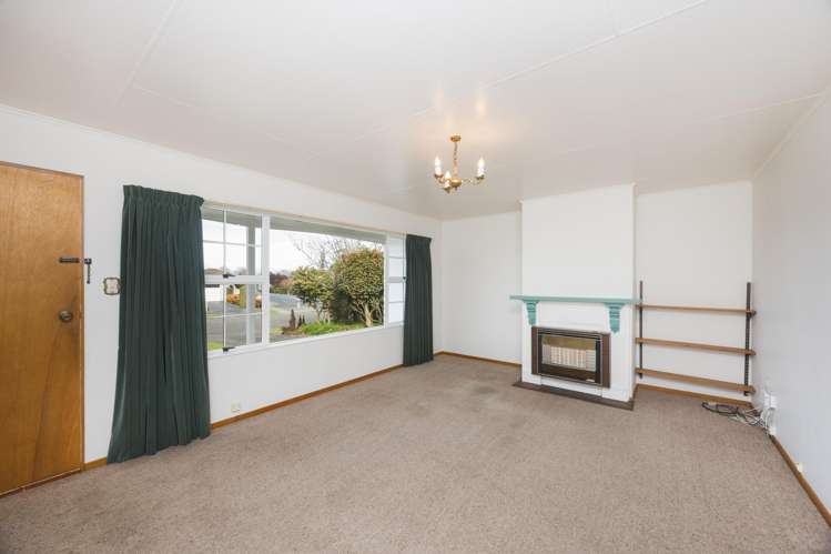 36 Cedar Crescent Feilding_2