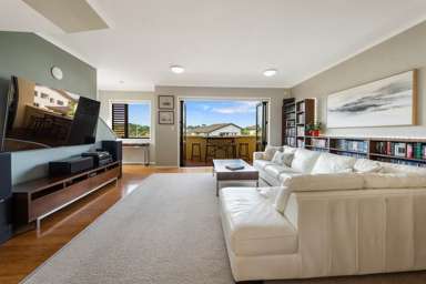 26 Greenbough Lane_3