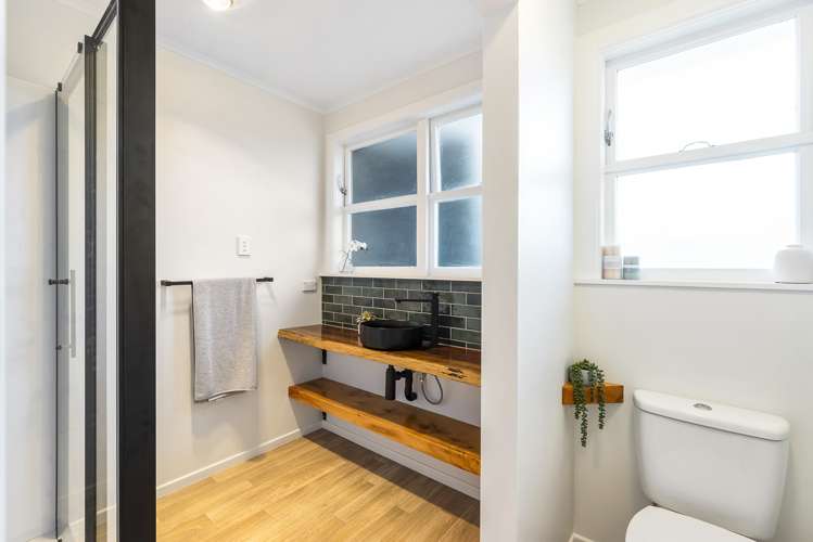 186 Manly Street Paraparaumu Beach_13