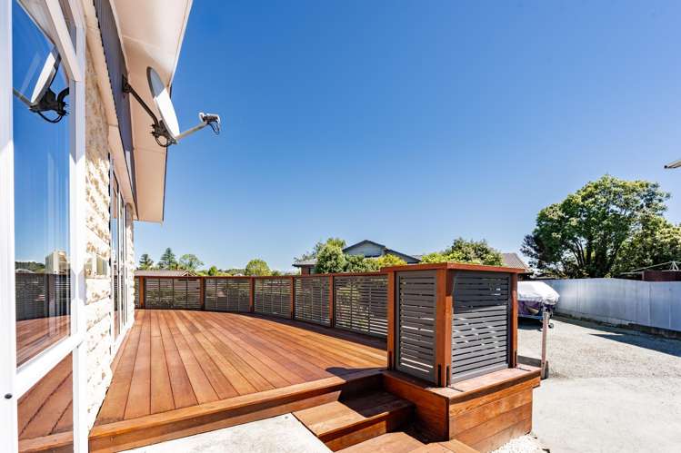 32 Aviemore Street Glenwood_13