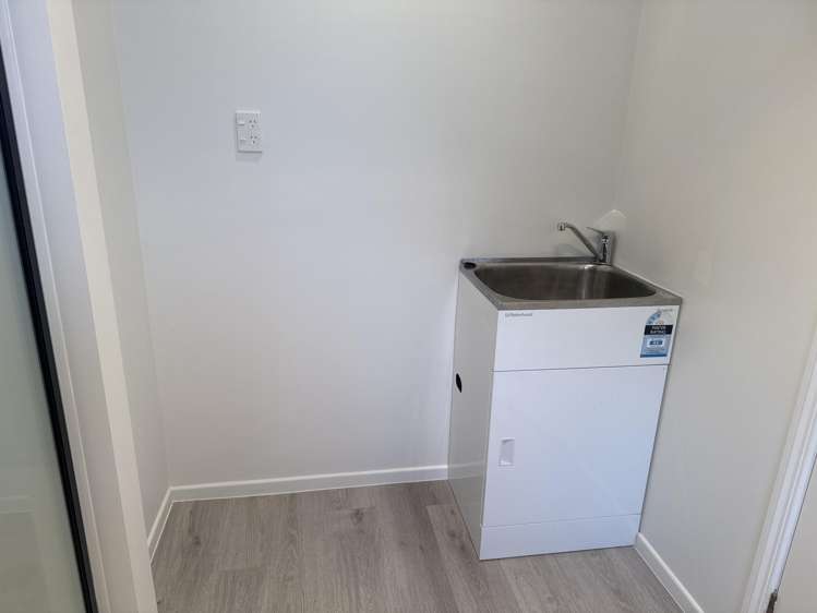 2/260 Moore Street Ashburton_18