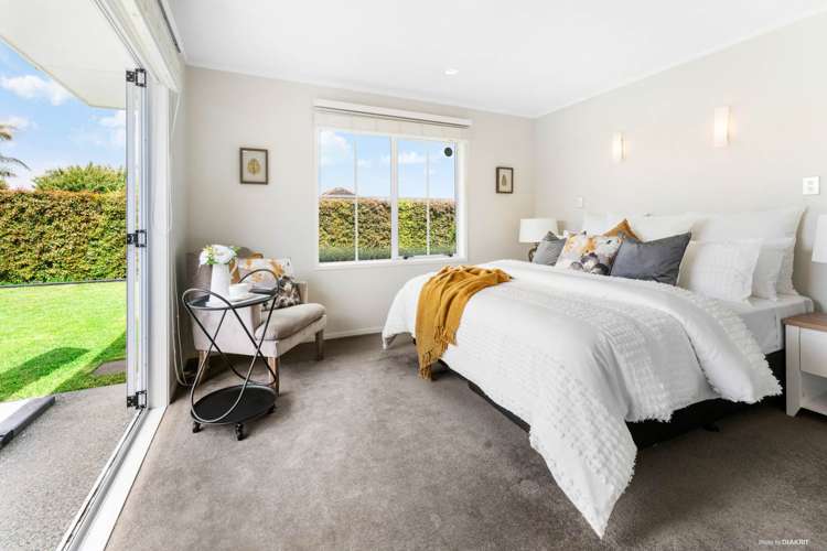 4 Trust Place Sunnyhills_18