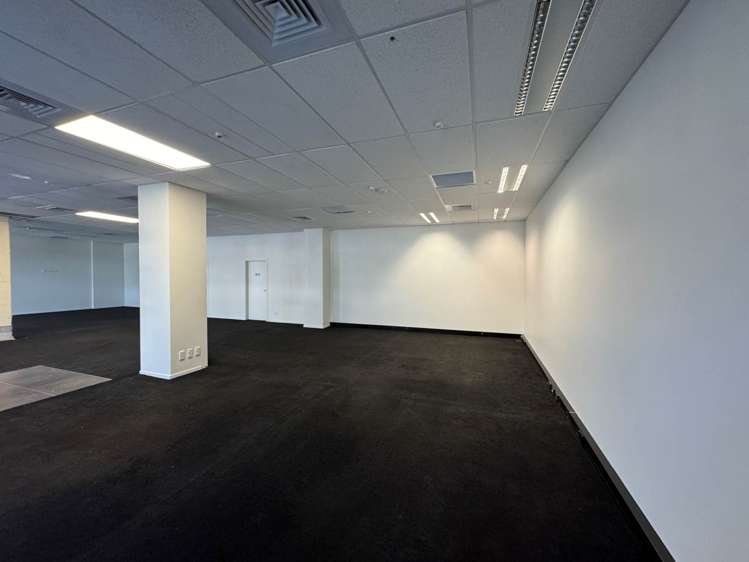 51 Hurstmere Road Takapuna_3