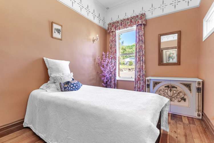 2b Herbert Street Riverton_13