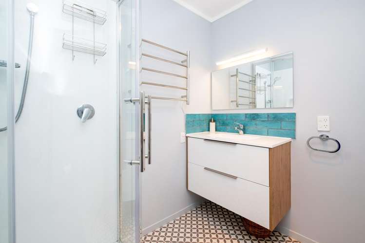 68 Harper Road Waimarama_17