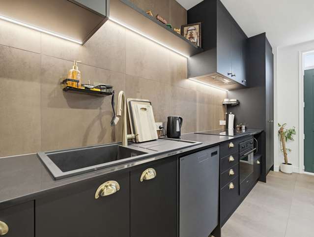 3/193 Geraldine Street Edgeware_3