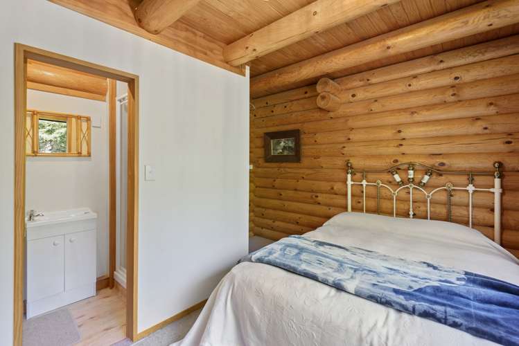 81 Mount Lyford Avenue Lyford_11