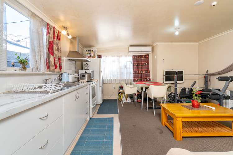 603 Hillside Road Caversham_17