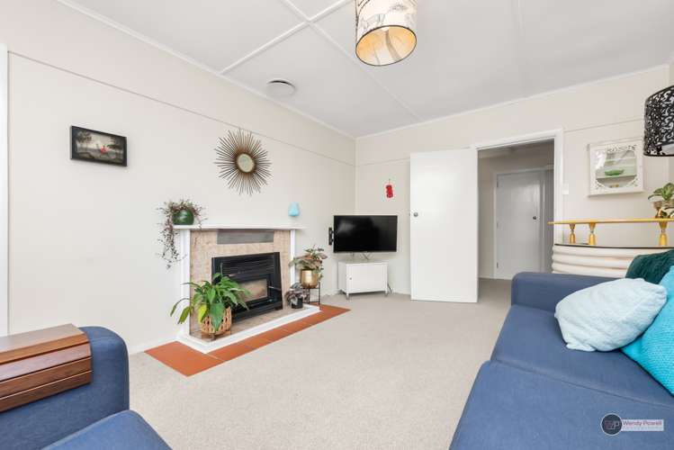 40 Hewer Crescent Naenae_9