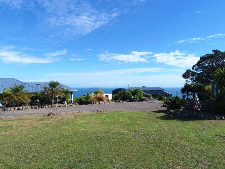 1/308f Sea View Road Ostend_0