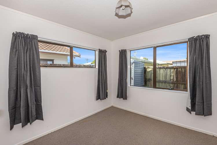 5a Mains Avenue Kensington_6