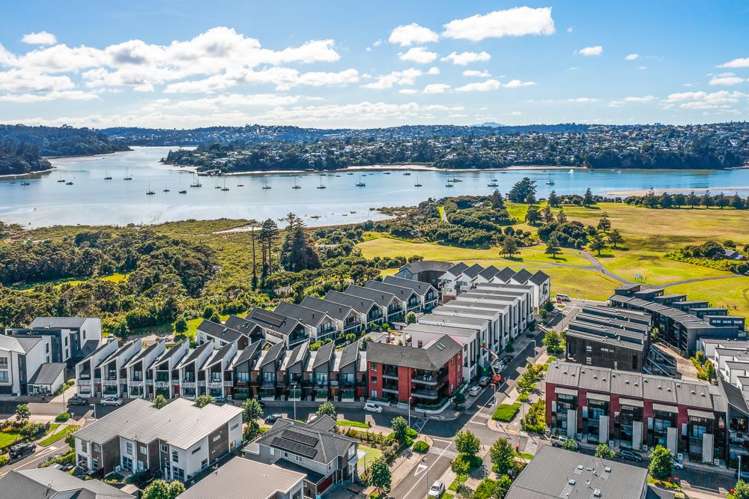 3/85 Bomb Point Drive Hobsonville_17