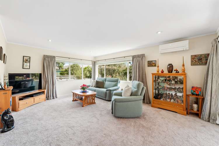 39 Lakeside Drive Orewa_14