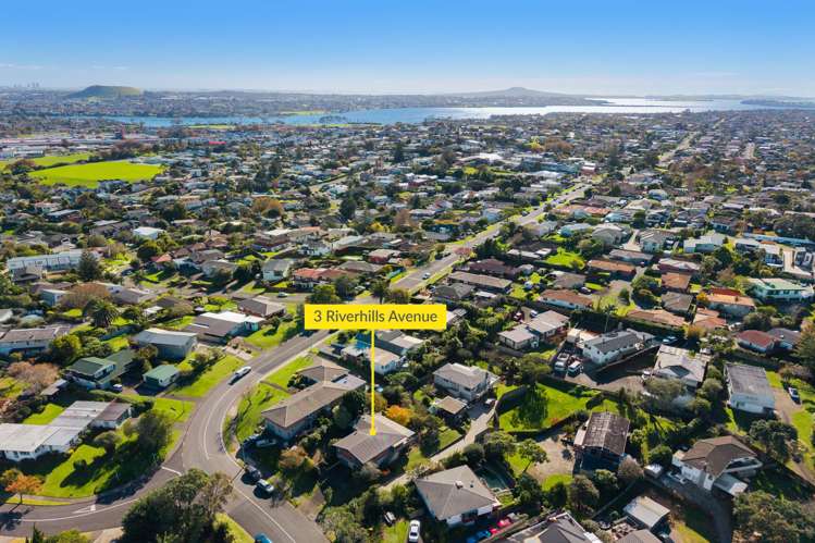 3 Riverhills Avenue Pakuranga Heights_29