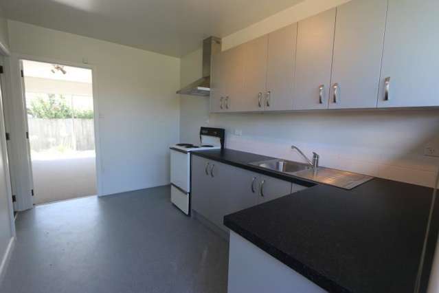 4/15 Symes Road Wigram_2