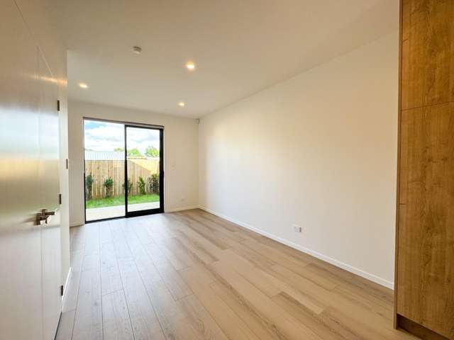 53D Alanbrooke Crescent 10016_3