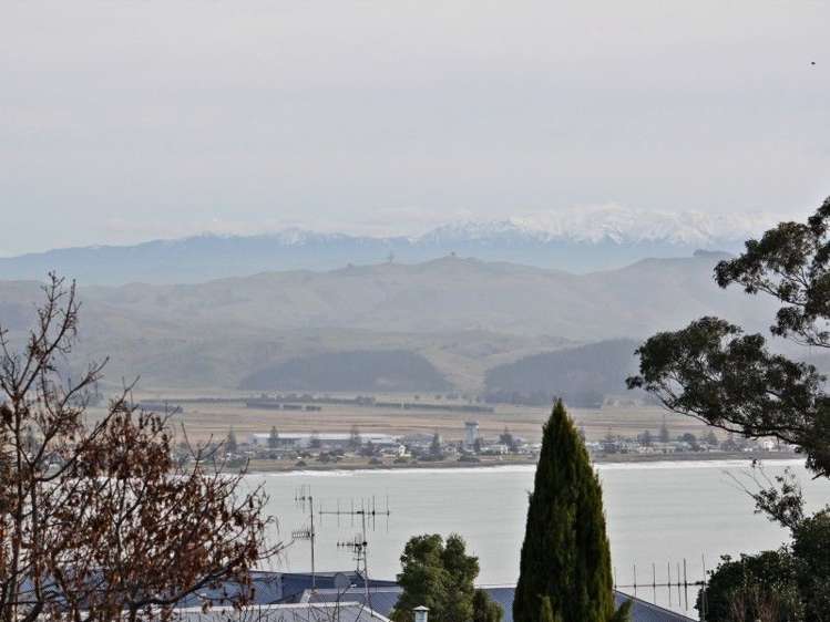 17 Cobden Road Bluff Hill_15