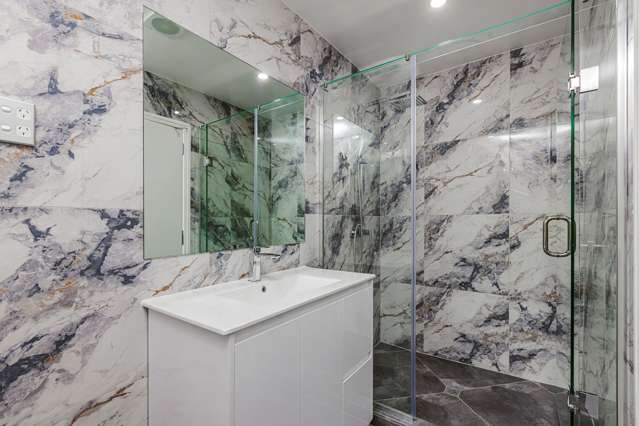 4B Mirrabooka Avenue Botany Downs_2