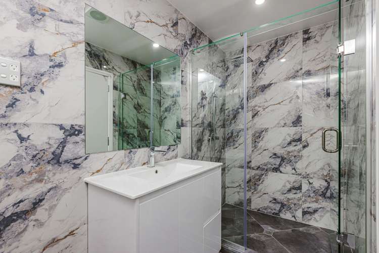 4B Mirrabooka Avenue Botany Downs_2
