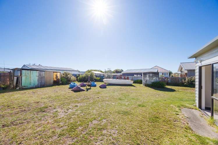 23 Norton Street Foxton Beach_24