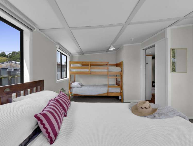 25 Cross Street Raglan_8