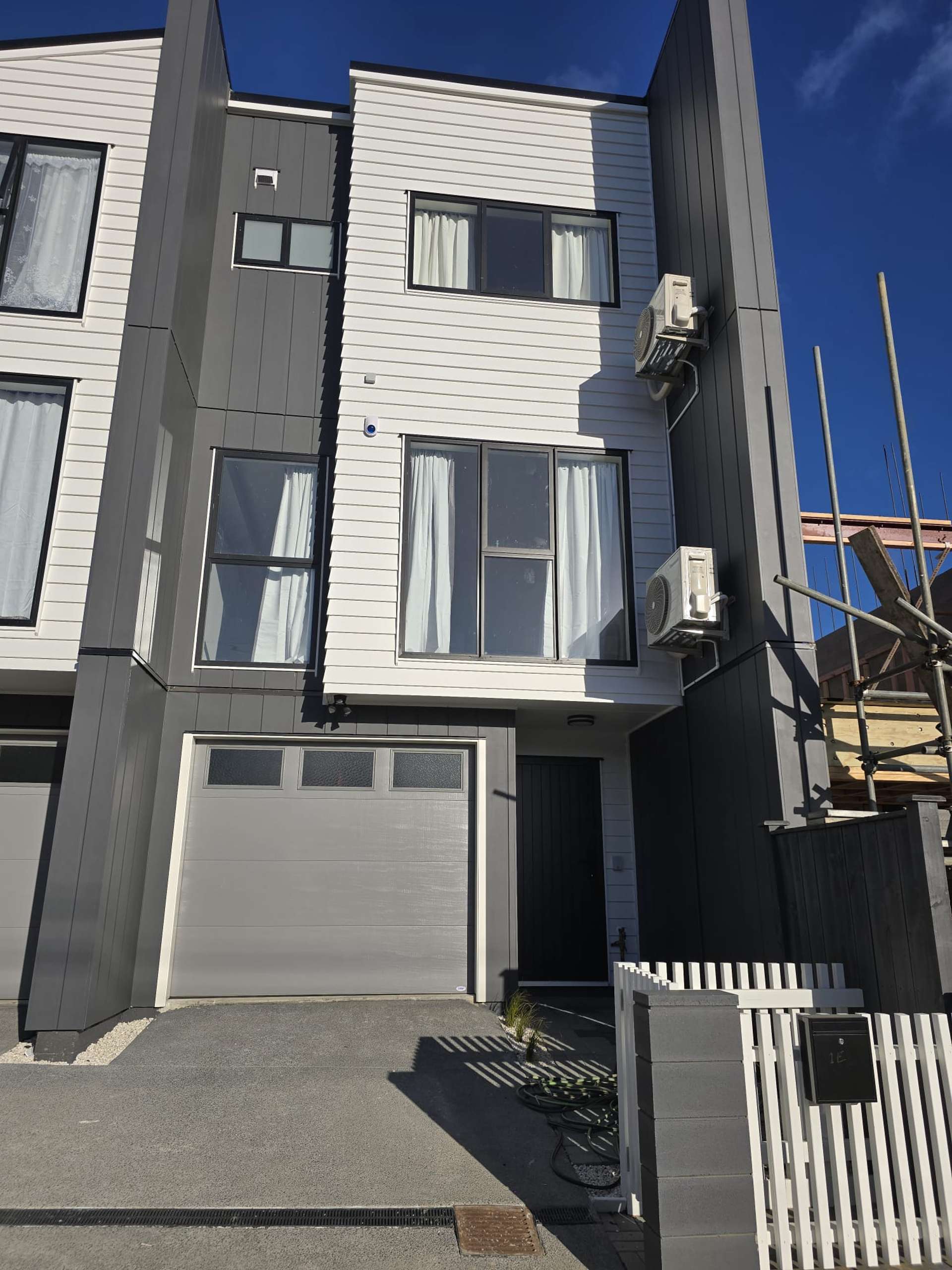 E/1 Scout Ave Three Kings_0