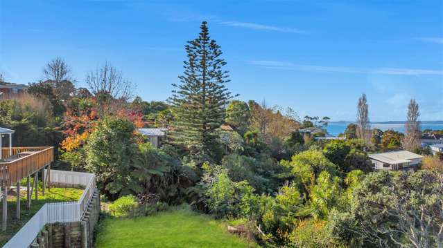 38a Colmar Road Mellons Bay_4