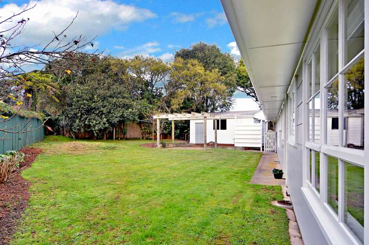 4 Alf Walker Place Papakura_16